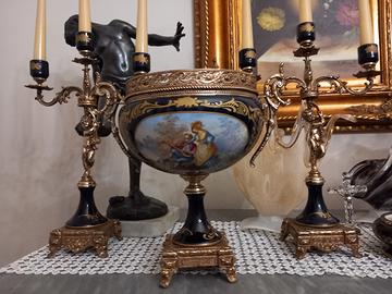 Trittico porcellana cachepot sèvres e candelabri 