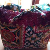 borsa da passeggio con pizzo rosso