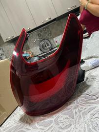 fanale(stop)posteriore sinistro peugeot 2008