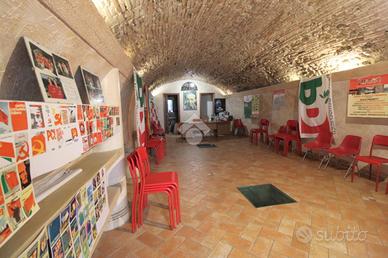 BOX A POGGIO MIRTETO