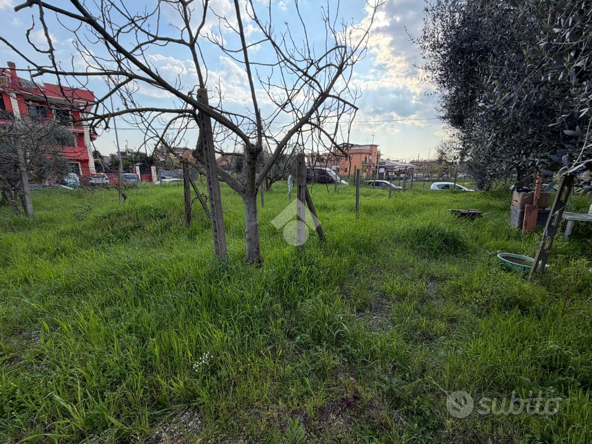 TER. RESIDENZIALE A ROMA - Vista 3