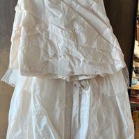 Abito da sposa sartoriale modello moderno