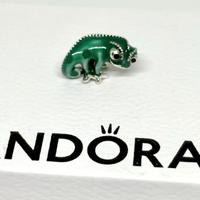 Charm Pandora Disney Rapunzel Pascal cambia colore