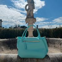 Borsa in esclusiva pelle celeste tifany 🩵