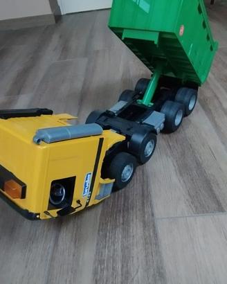 camion Bruder