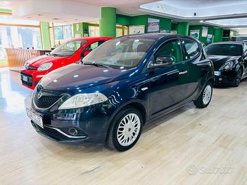Lancia Ypsilon 1.2 69 cv 5p. GPL Ecochic
