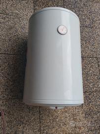 Boiler elettrico 60L orizzontale 