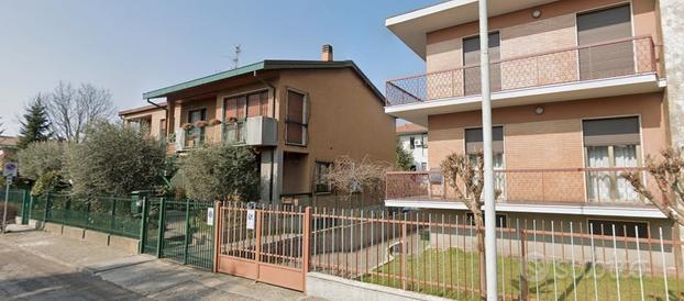 Trezzano sul Naviglio - Appartamento con BALCONE