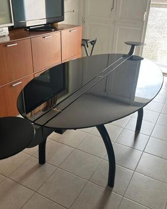 TAVOLO IN LACCATO LUCIDO DA COLLEZIONE