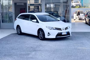 Toyota Auris 1.8 Hybrid 99CV E6 Neo - 2015