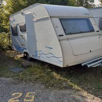 ROULOTTE CAMPERIZZATA CON MOVER E PANNELLI SOLARI