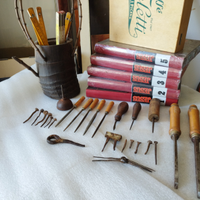 Antichi strumenti ed antichi chiodi