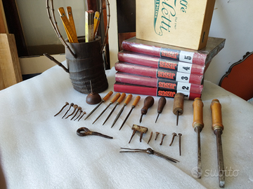 Antichi strumenti ed antichi chiodi