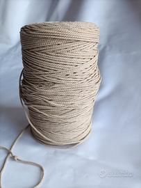 filato cordino colore beige