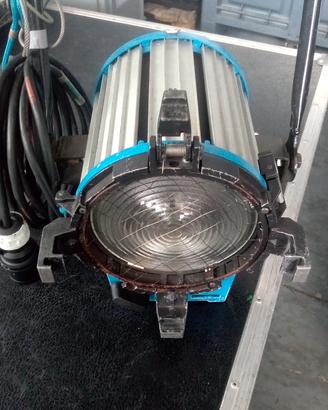 Arri studio 1000/650