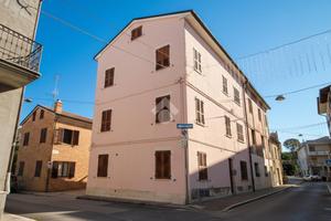 2 LOCALI A PORTO SANT'ELPIDIO