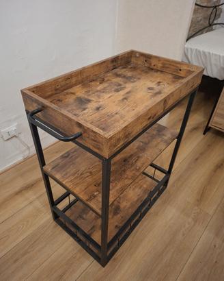 Mobiletto con porta bottiglie 