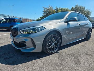 BMW Serie 1 F40 118d Msport