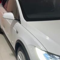 Tesla X dual motor 4x4 full. Valuto permute