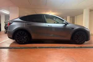 Tesla Model Y  Performance poss. subentro leasing