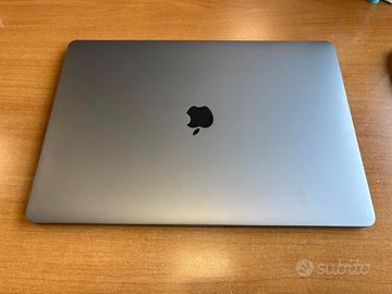 MacBook Pro 15" (2016)