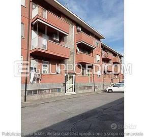 Immobile in asta di 110 m² con 3 locali a Crescent