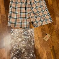 Pantaloncini Burberry M con etichetta e scatola