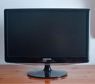 TV Samsung B2230HD