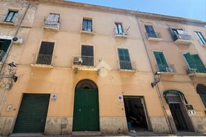 2 LOCALI A TRAPANI