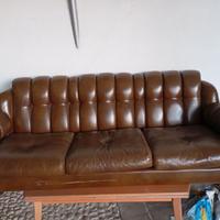 Set divani vintage in pelle – Eleganza senza tempo