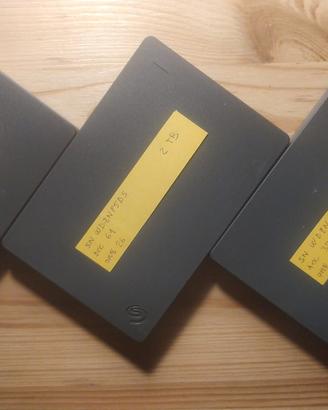 n. 3 HD pezzi Seagate 2 TB Basic Portable Drive