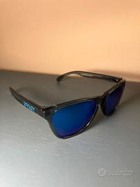 Oakley Frogskins crystal black prizm sapphire pol.