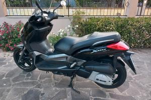 yamaha xmax 250