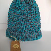 Cappello a telaio fatto a mano