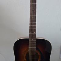 Chitarra acustica yamaha
