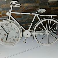 Orologio da tavolo shabby chic a forma di bici