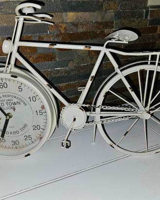 Orologio da tavolo shabby chic a forma di bici