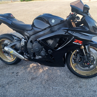 Suzuki GSX R 750 K7