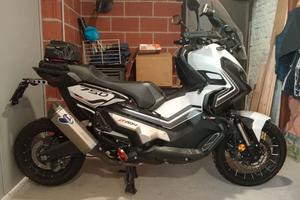 Honda X-Adv 750