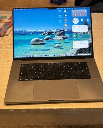 Apple MacBook Pro 16" M1 Max