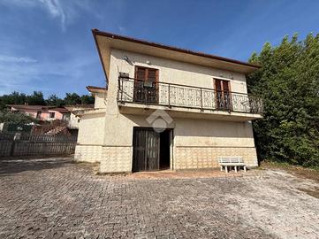 CASA INDIPENDENTE A ANAGNI