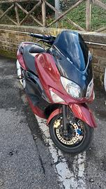 Yamaha T Max - 2004
