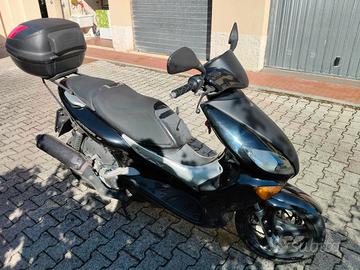 Scooter Yamaha Maxster 125