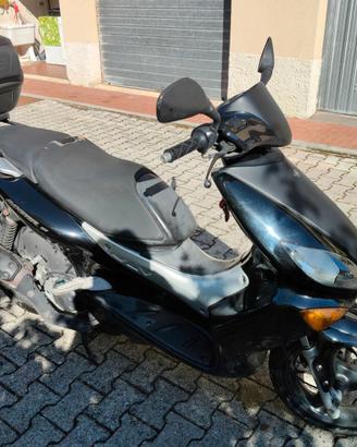 Scooter Yamaha Maxster 125