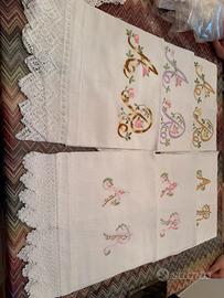 Asciugamani lino ricamati a mano