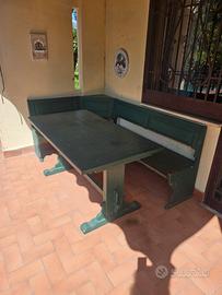 panca angolare da giardino