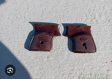 Guanciotte pistola mondial 1900