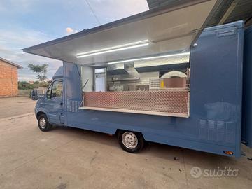 Autonegozio Pizzeria Ambulante Food Truck