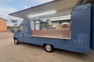 Autonegozio Pizzeria Ambulante Food Truck