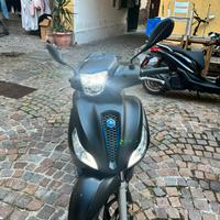 Scooter Piaggio madly 200 abs